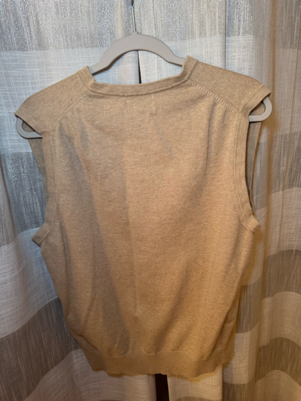 Lands' End Men's V-Neck Sweater Vest in Beige 100% Supima Cotton - Picture 3 of 4